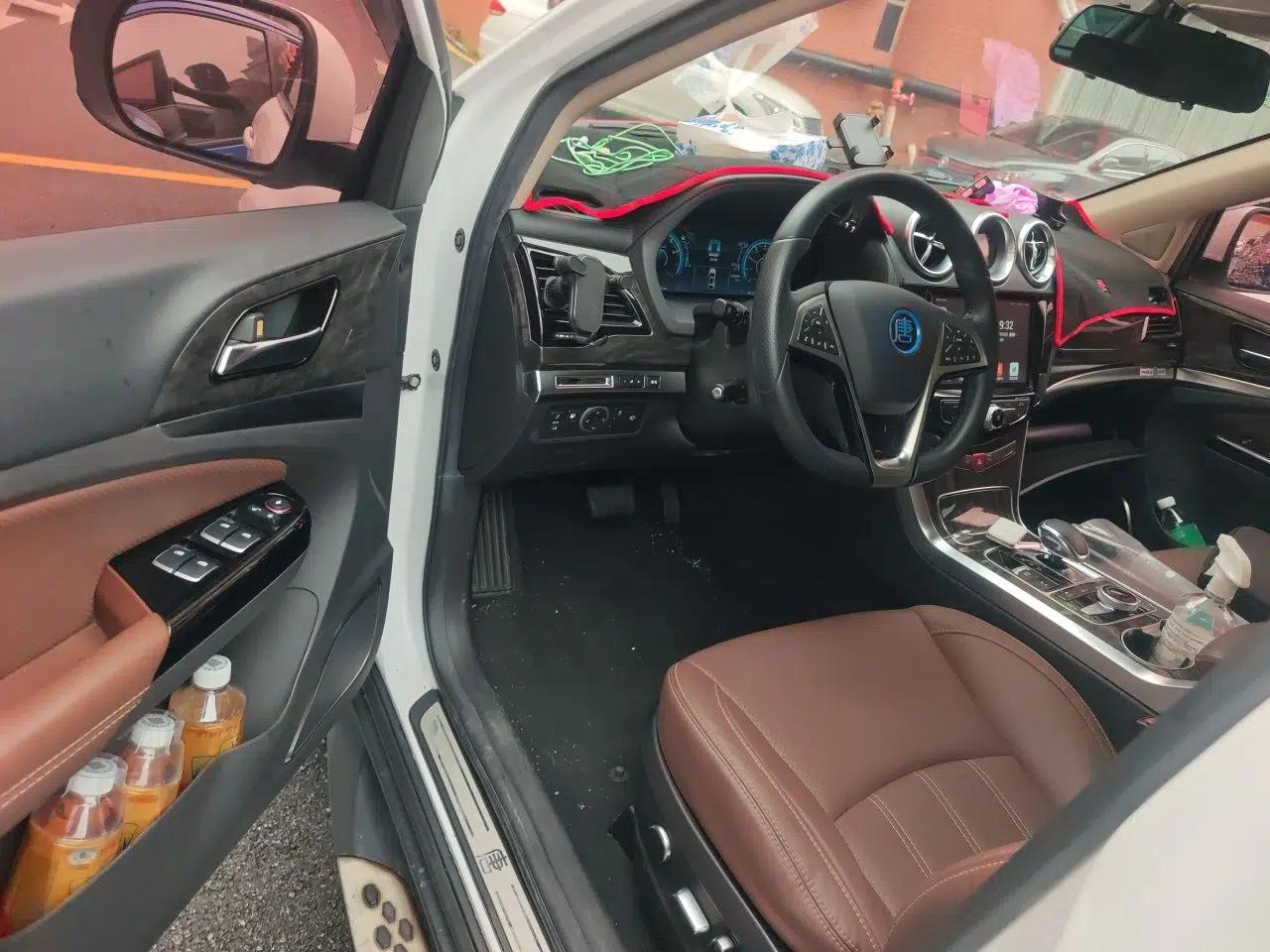 BYD Tang New Energy 2017 2.0T All-Wheel Drive Haoya Model 7 Seats — миниатюра 17