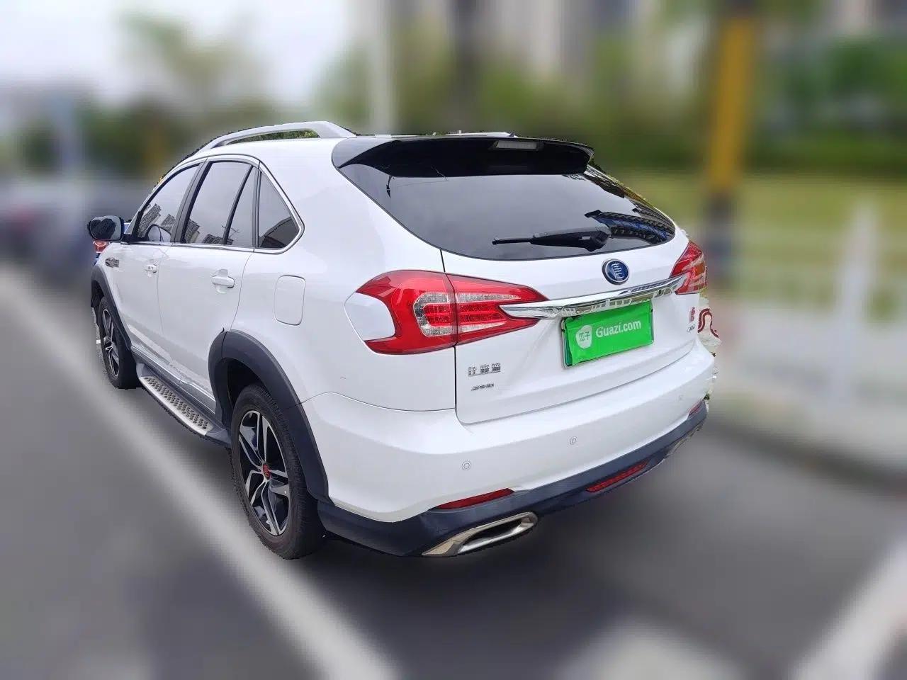 BYD Tang New Energy 2015 2.0T Four-Wheel-Drive Flagship Model — миниатюра 4