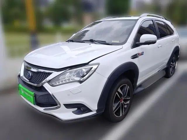 BYD Tang New Energy 2015 2.0T Four-Wheel-Drive Flagship Model