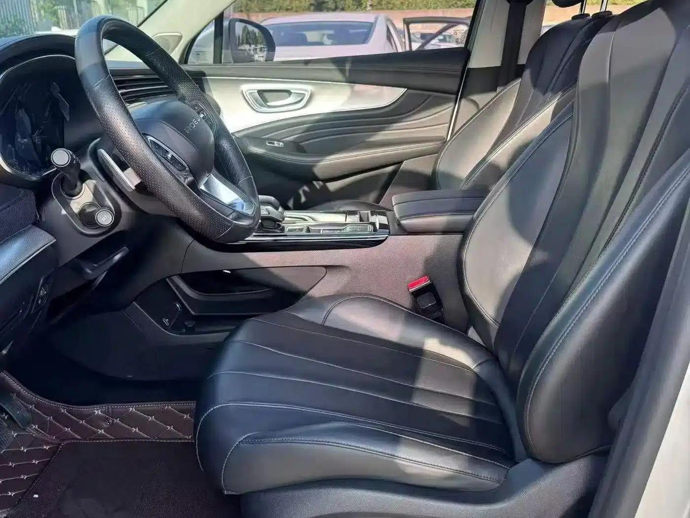 Roewe RX5 MAX 2019 300TGI Automatic Intelligent Cockpit Luxury Edition — миниатюра 4