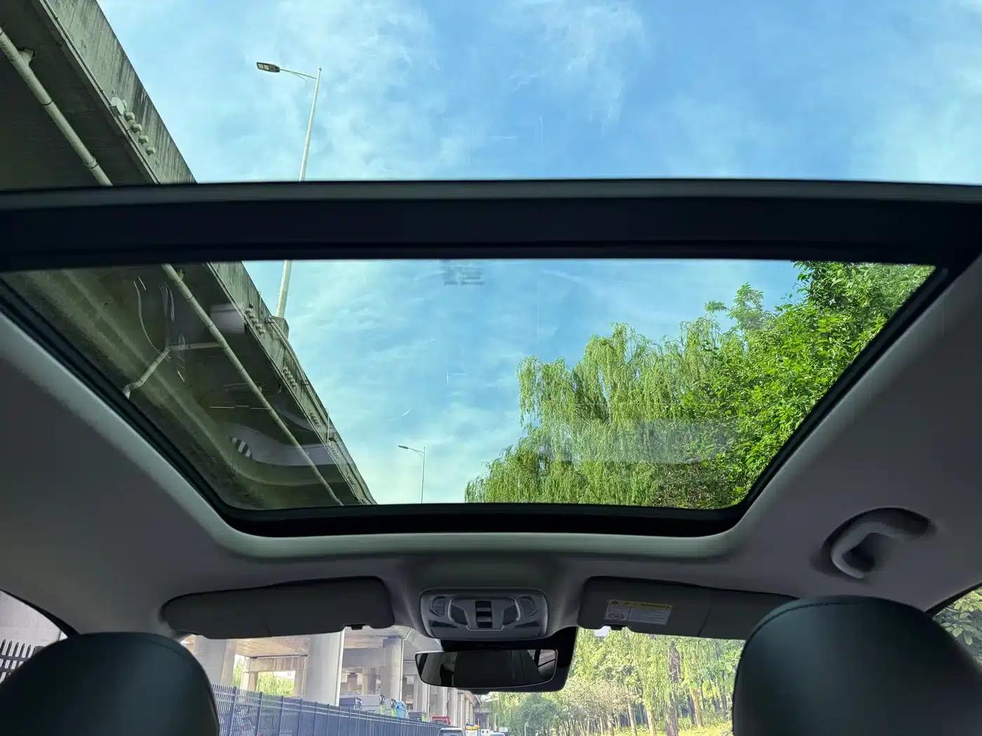 Roewe RX5 MAX 2019 400TGI Automatic Intelligent Cockpit Flagship Edition — миниатюра 11