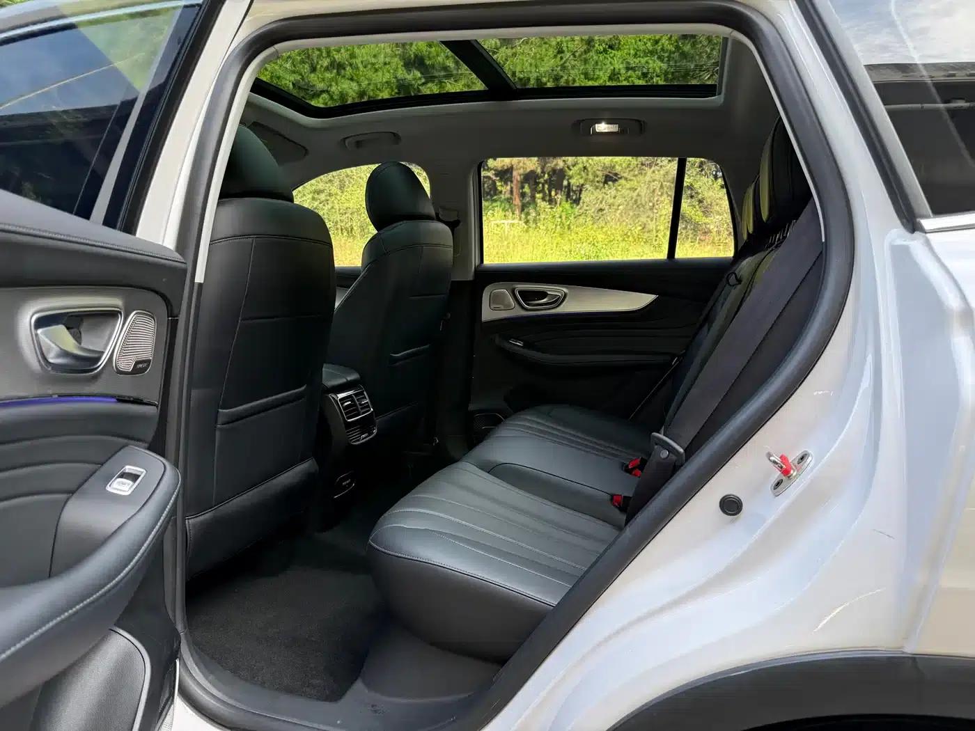 Roewe RX5 MAX 2019 400TGI Automatic Intelligent Cockpit Flagship Edition — миниатюра 8
