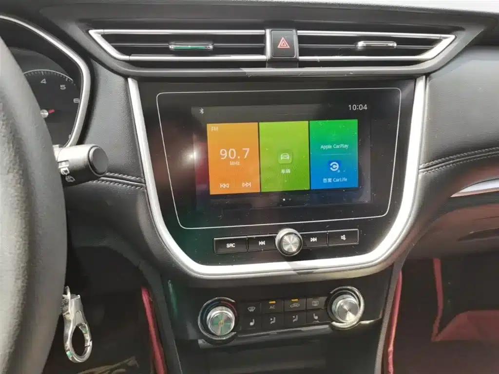 Roewe RX3 2018 1.6L Manual Flagship Edition — миниатюра 13