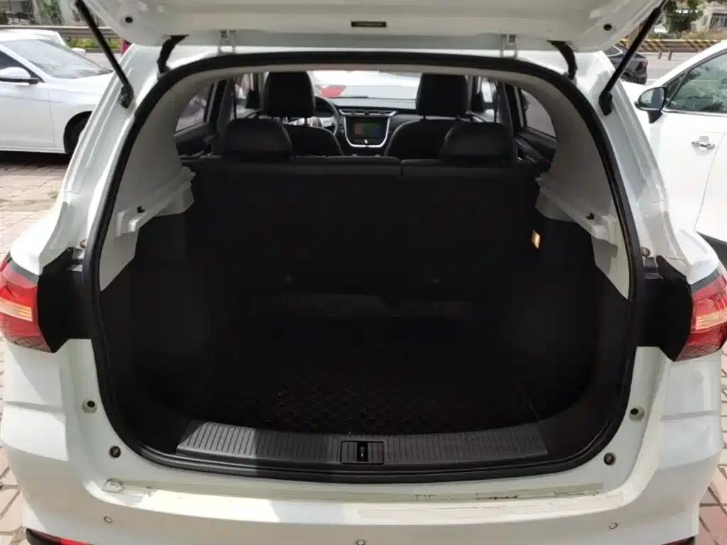Roewe RX3 2018 1.6L Manual Flagship Edition — миниатюра 19