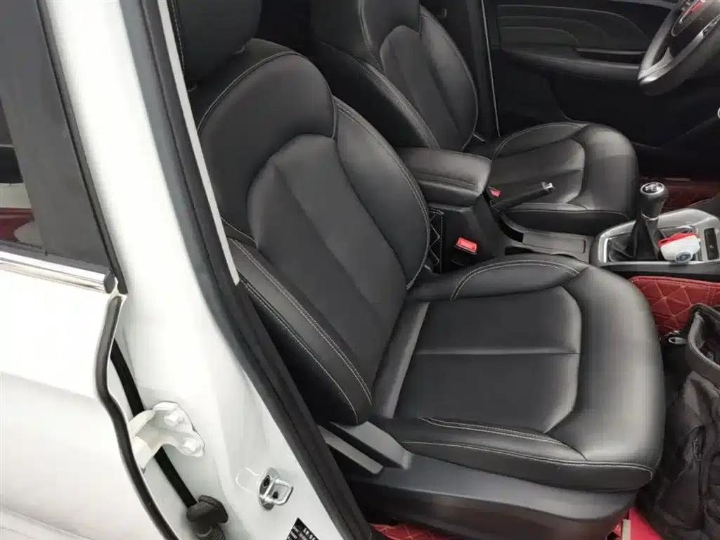 Roewe RX3 2018 1.6L Manual Flagship Edition — миниатюра 25