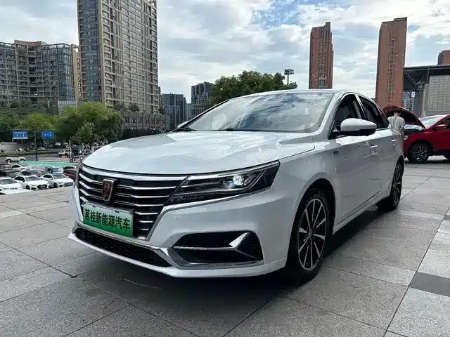 Roewe i6 New Energy 2017 45T Hybrid Connected Smart Edition