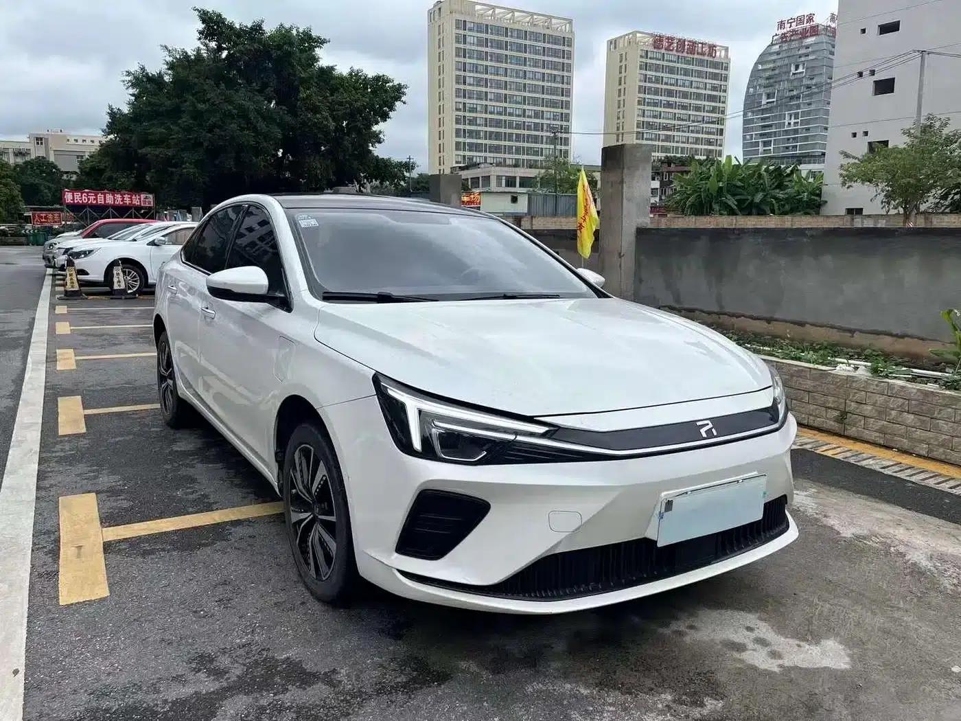 Feifan ER6 2021 New Dynamic Edition 520km Smart Leading Edition — миниатюра 2