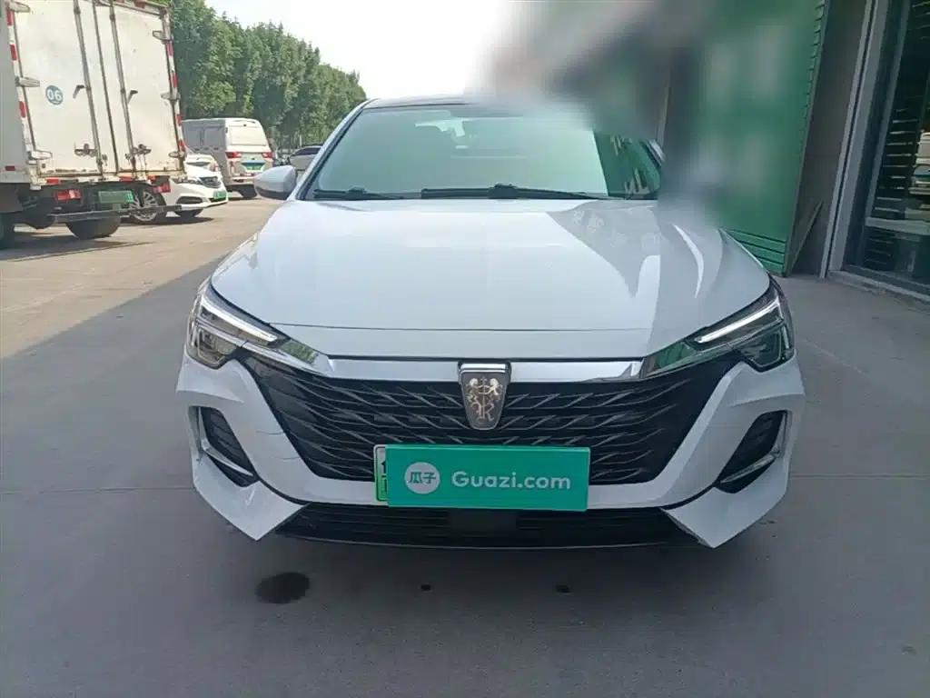 Roewe i6 MAX New Energy 2023 EV 420 Panoramic Roof Special Edition — миниатюра 3