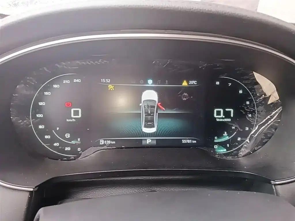 Roewe i6 MAX 2020 300TGI Automatic Cool and Intelligent Driving Edition — миниатюра 12