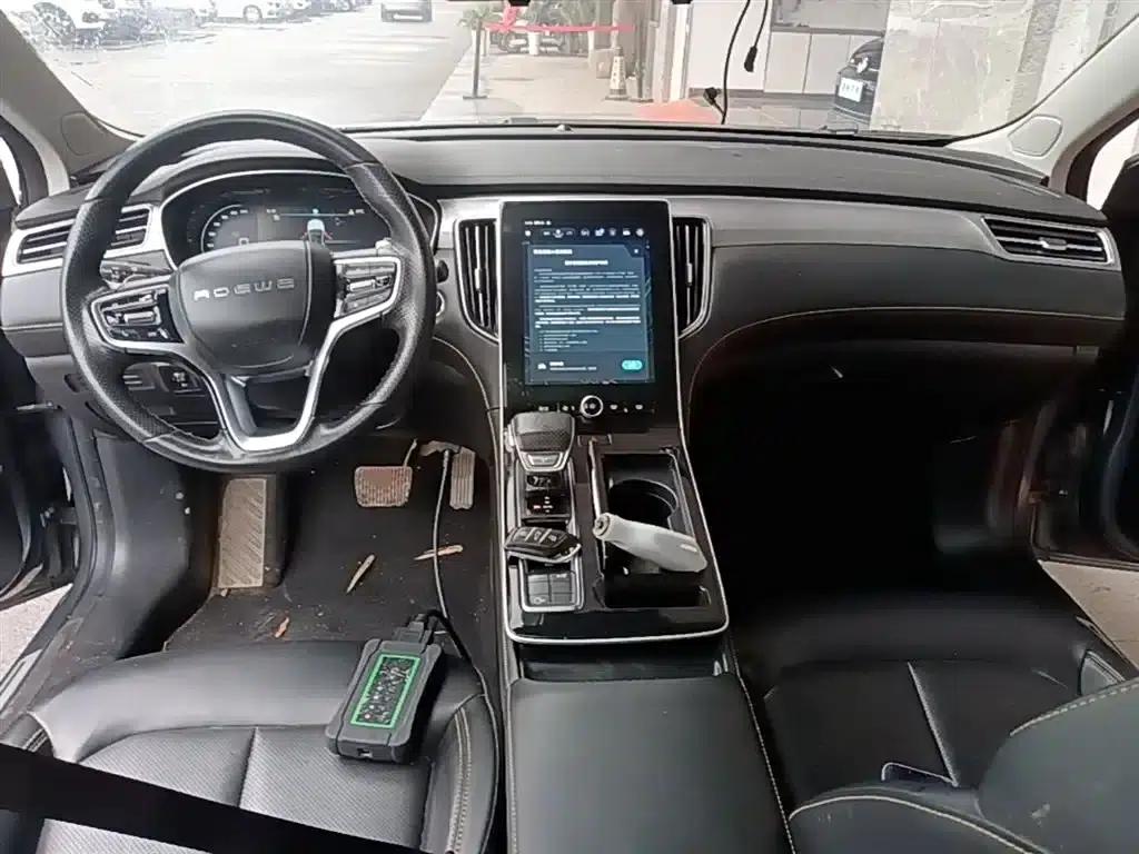 Roewe i6 MAX 2020 300TGI Automatic Cool and Intelligent Driving Edition — миниатюра 10