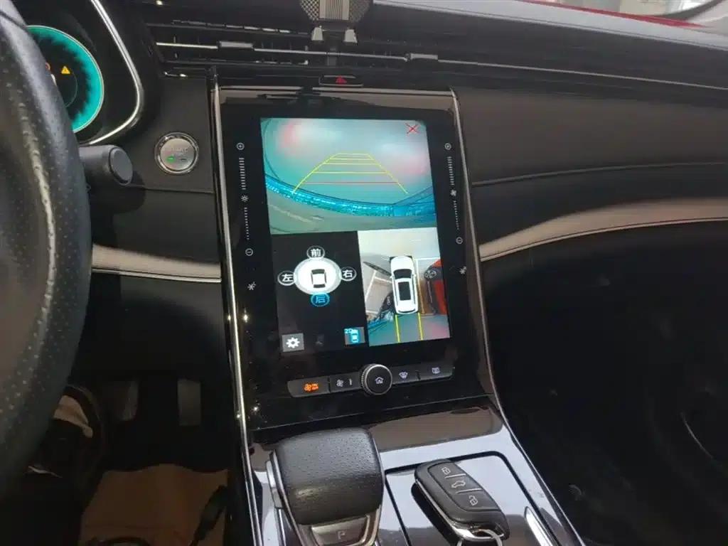 Roewe RX5 eMAX 2020 500PHEV 4G Connected Luxury Edition — миниатюра 13