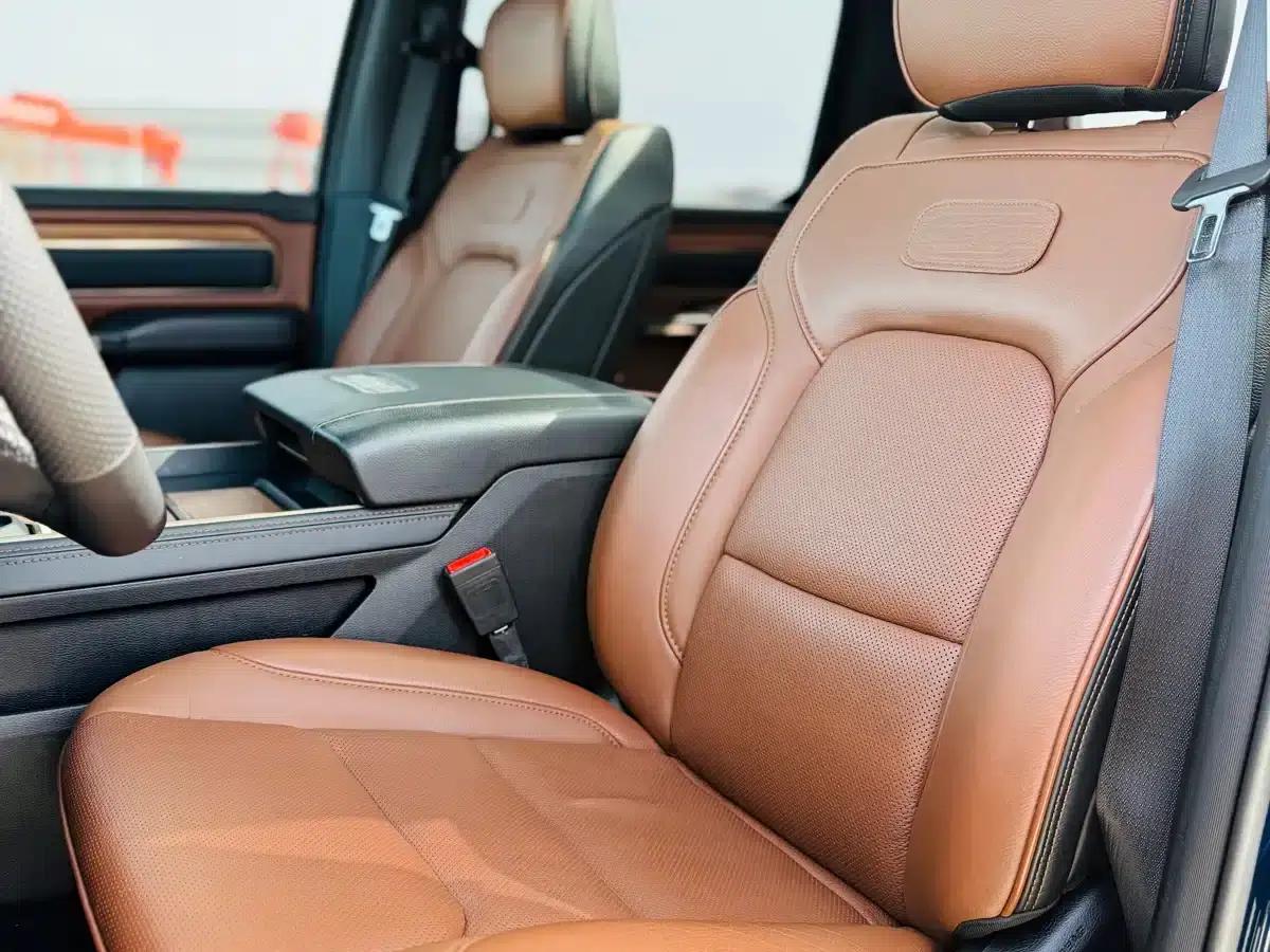 RAM Trucks 2024 1500 5.7L — миниатюра 8