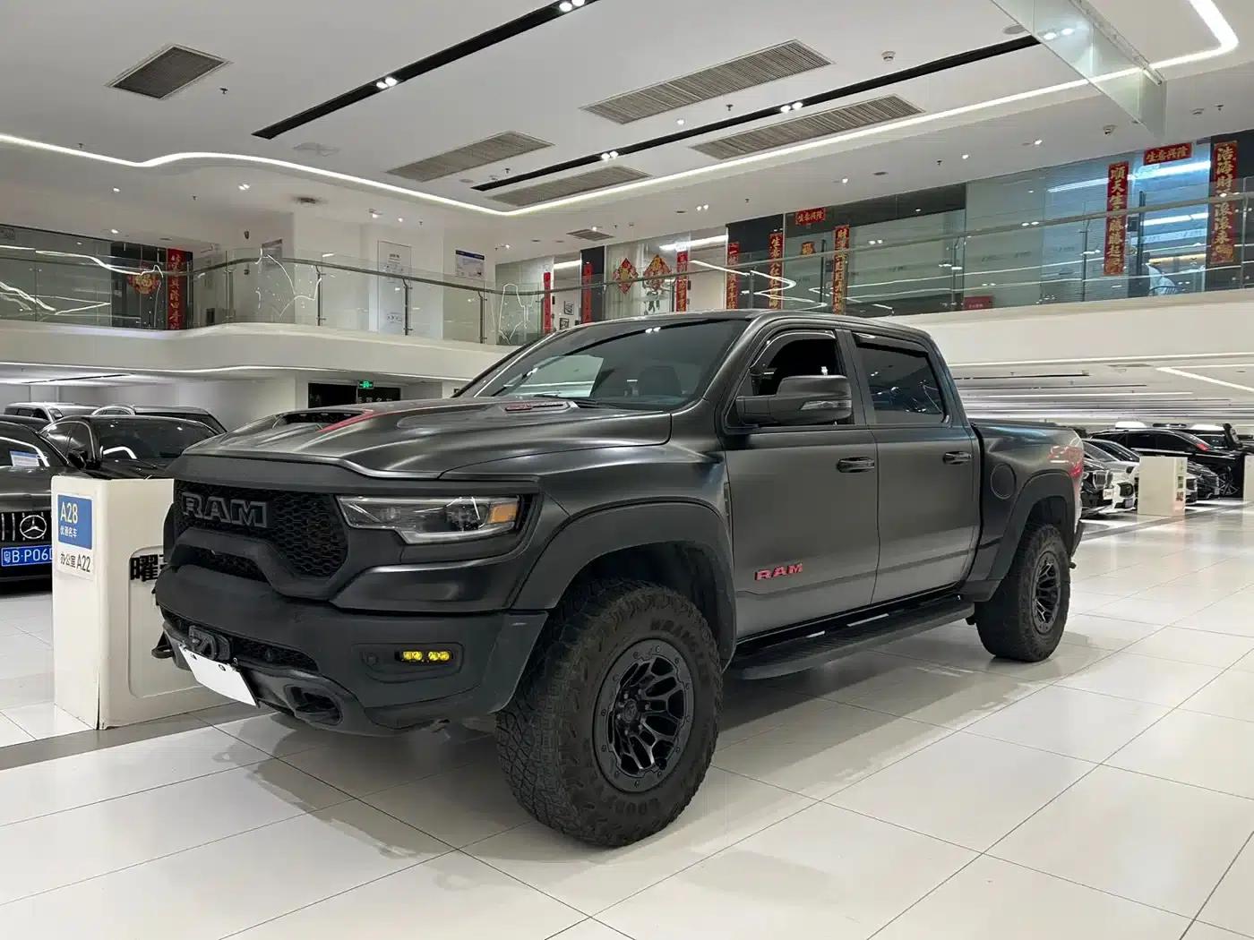 RAM Trucks Tyrannosaurus Rex 2023 6.2T Automatic — миниатюра 1