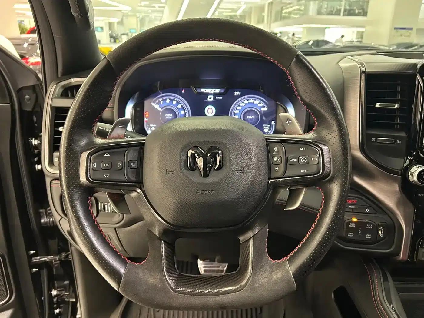 RAM Trucks Tyrannosaurus Rex 2023 6.2T Automatic — миниатюра 6