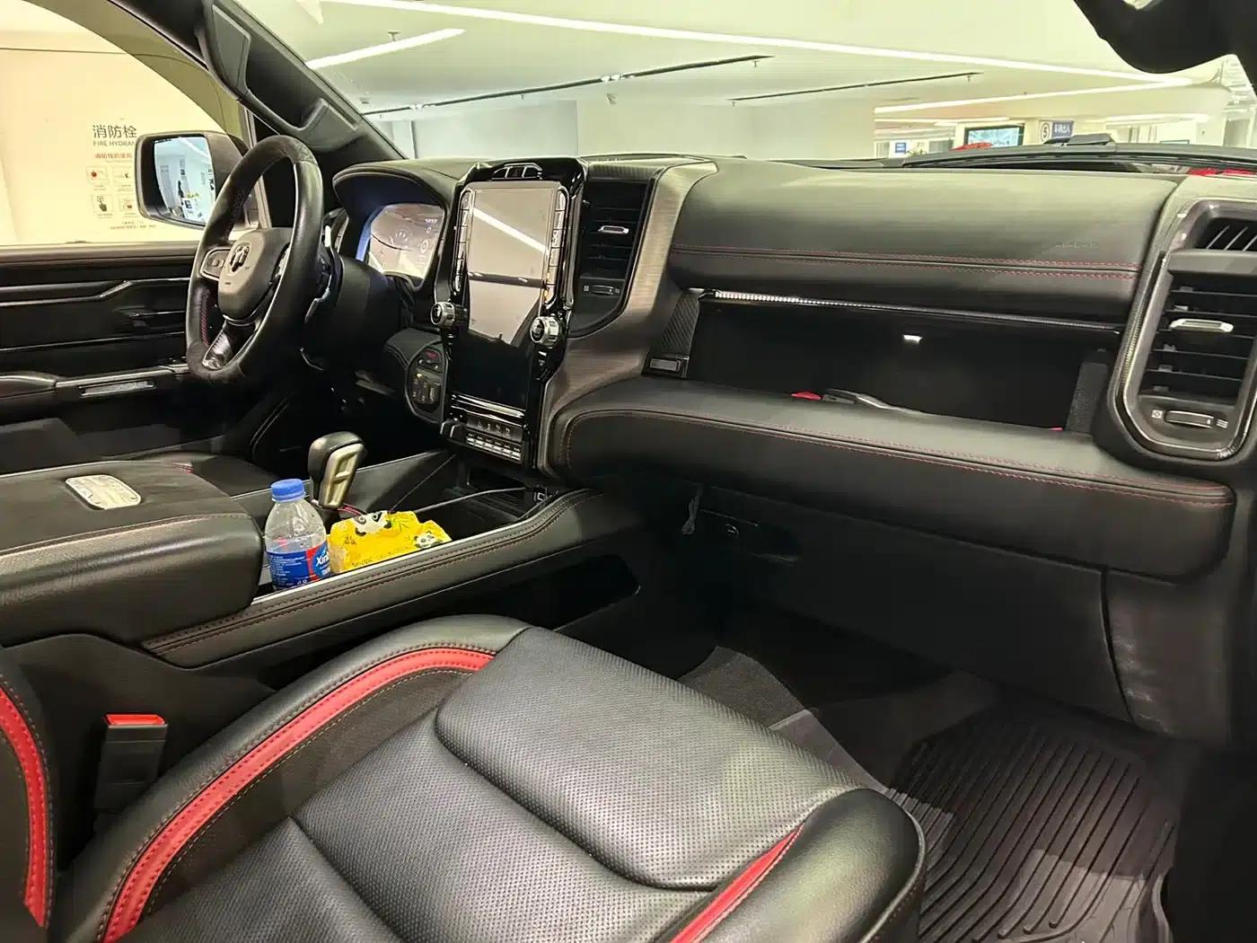 RAM Trucks Tyrannosaurus Rex 2023 6.2T Automatic — миниатюра 7