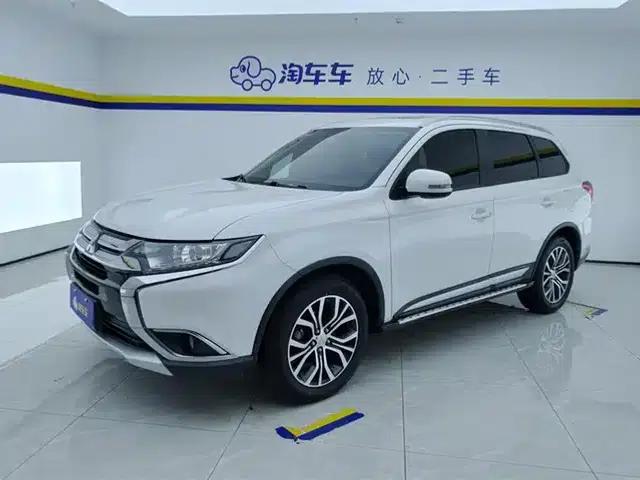 Outlander 2018 2.0L 2WD Glory Edition 5-seater