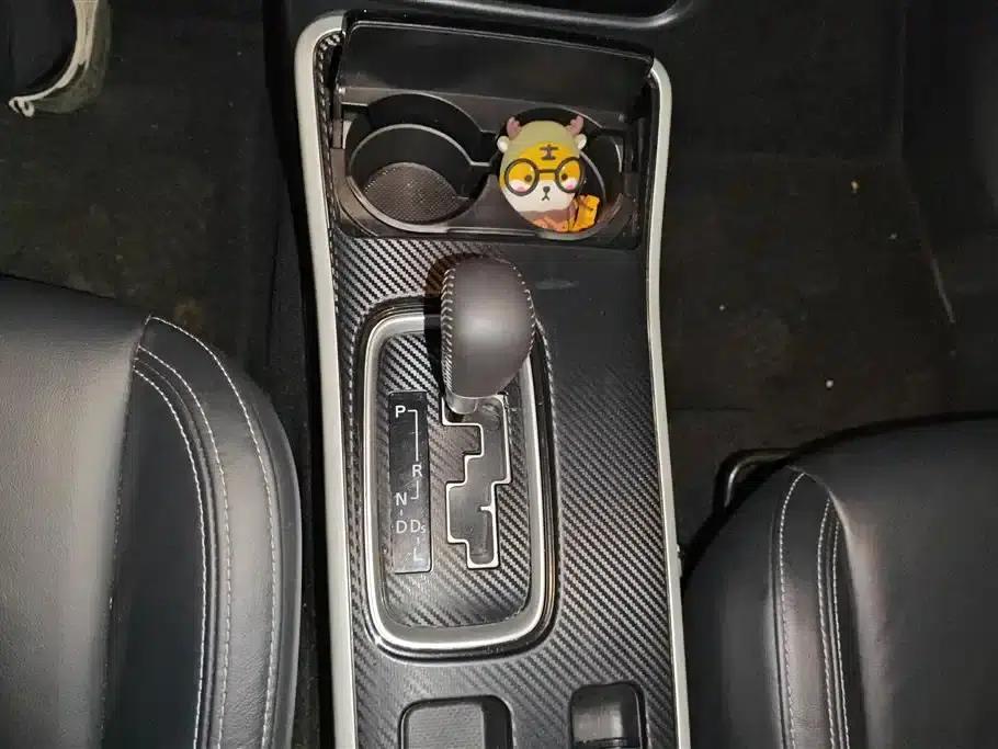 Outlander 2020 2.0L 2WD Enjoy Edition 5-seater — миниатюра 16