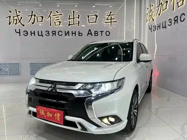 Outlander 2021 Facelift 2.0L 2WD Comfortline 5-Seater