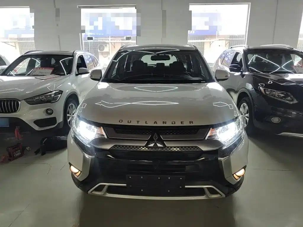 Outlander 2019 2.0L 2WD Enjoy Edition 7-seater National VI Emission Standard — миниатюра 3