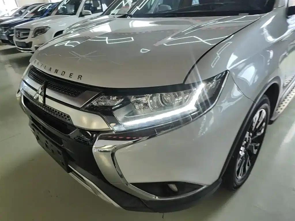 Outlander 2019 2.0L 2WD Enjoy Edition 7-seater National VI Emission Standard — миниатюра 24