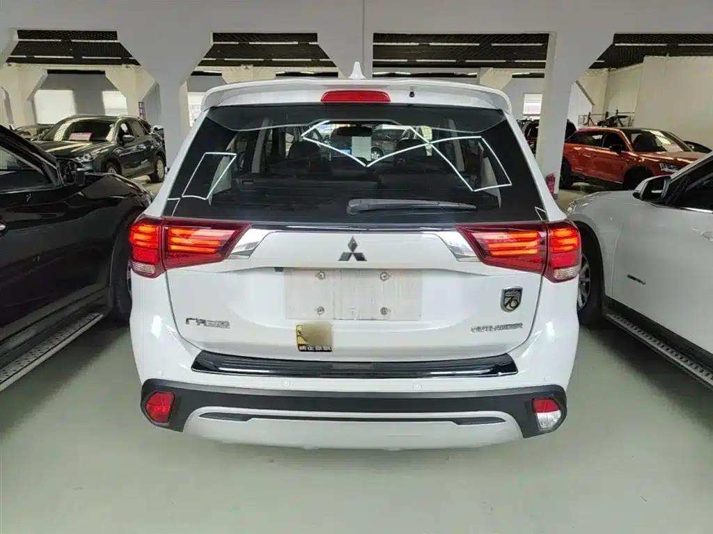 Outlander 2019 2.0L 2WD Enjoy Edition 7-seater National VI Emission Standard — миниатюра 6