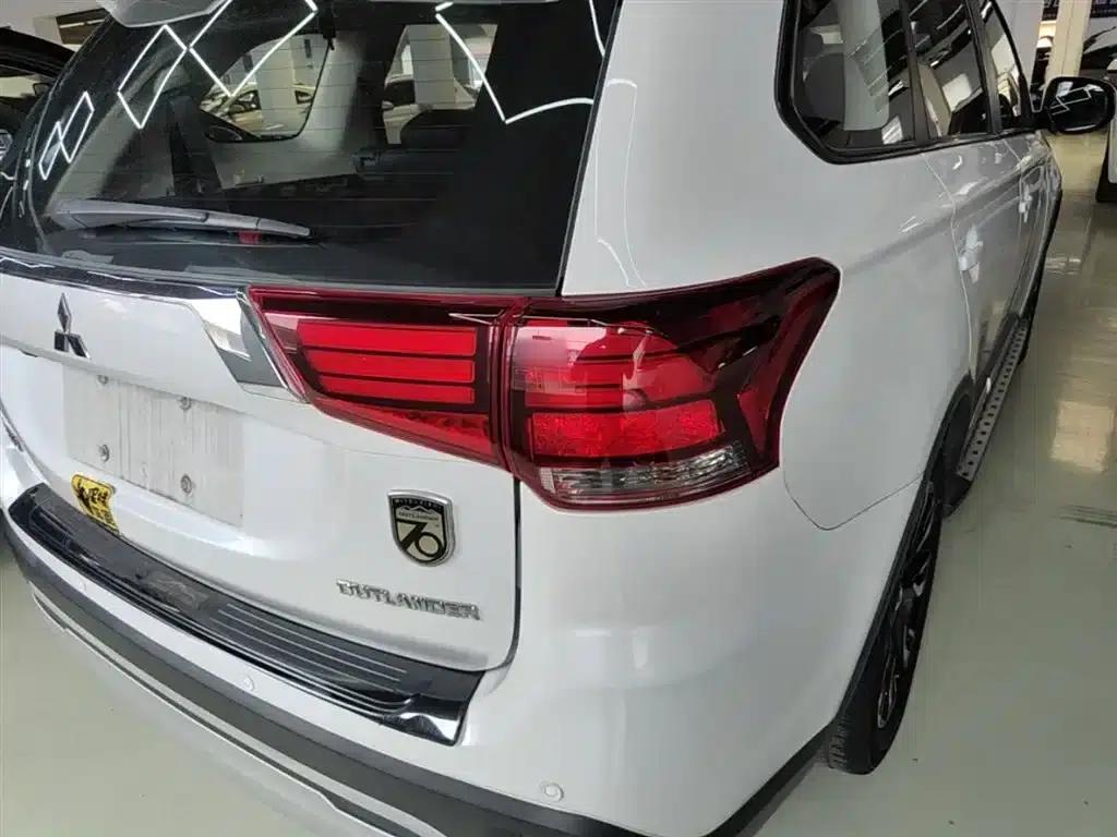 Outlander 2019 2.0L 2WD Enjoy Edition 7-seater National VI Emission Standard — миниатюра 8