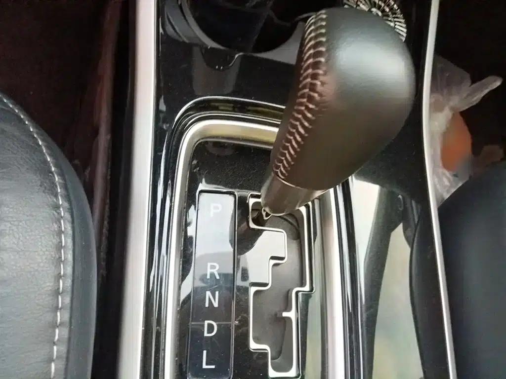 Outlander 2019 2.4L 4WD Enjoy Edition 7-seater National VI Emission Standard — миниатюра 7