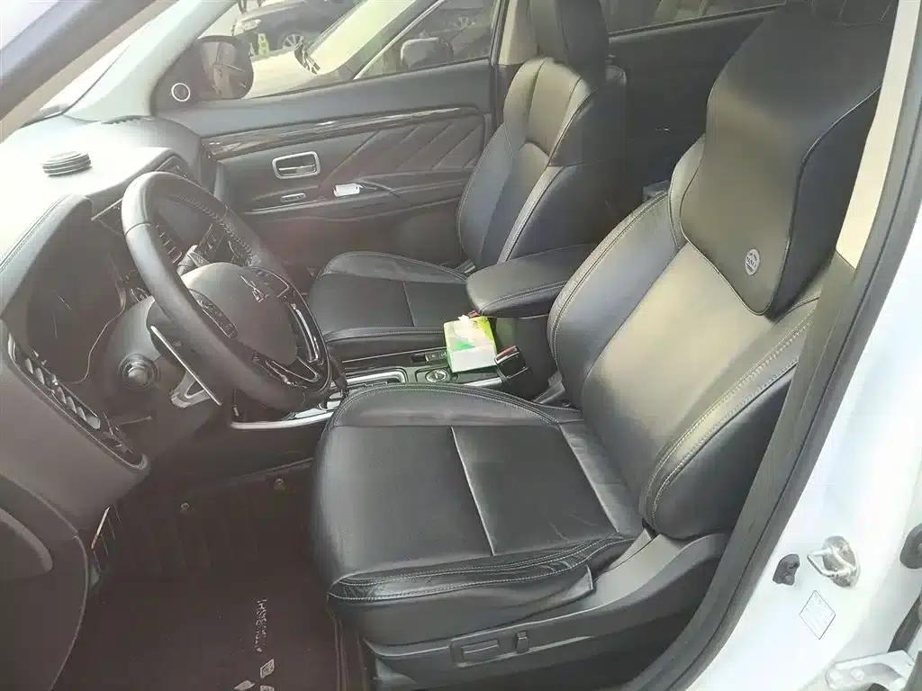 Outlander 2019 2.4L 4WD Enjoy Edition 7-seater National VI Emission Standard — миниатюра 8