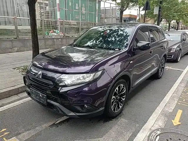 Outlander 2020 2.0L 2WD Comfortline 5-seater