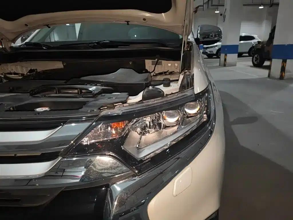 2016 Outlander Imported Model 2.4L 4WD Elite Edition 5-Seater — миниатюра 24