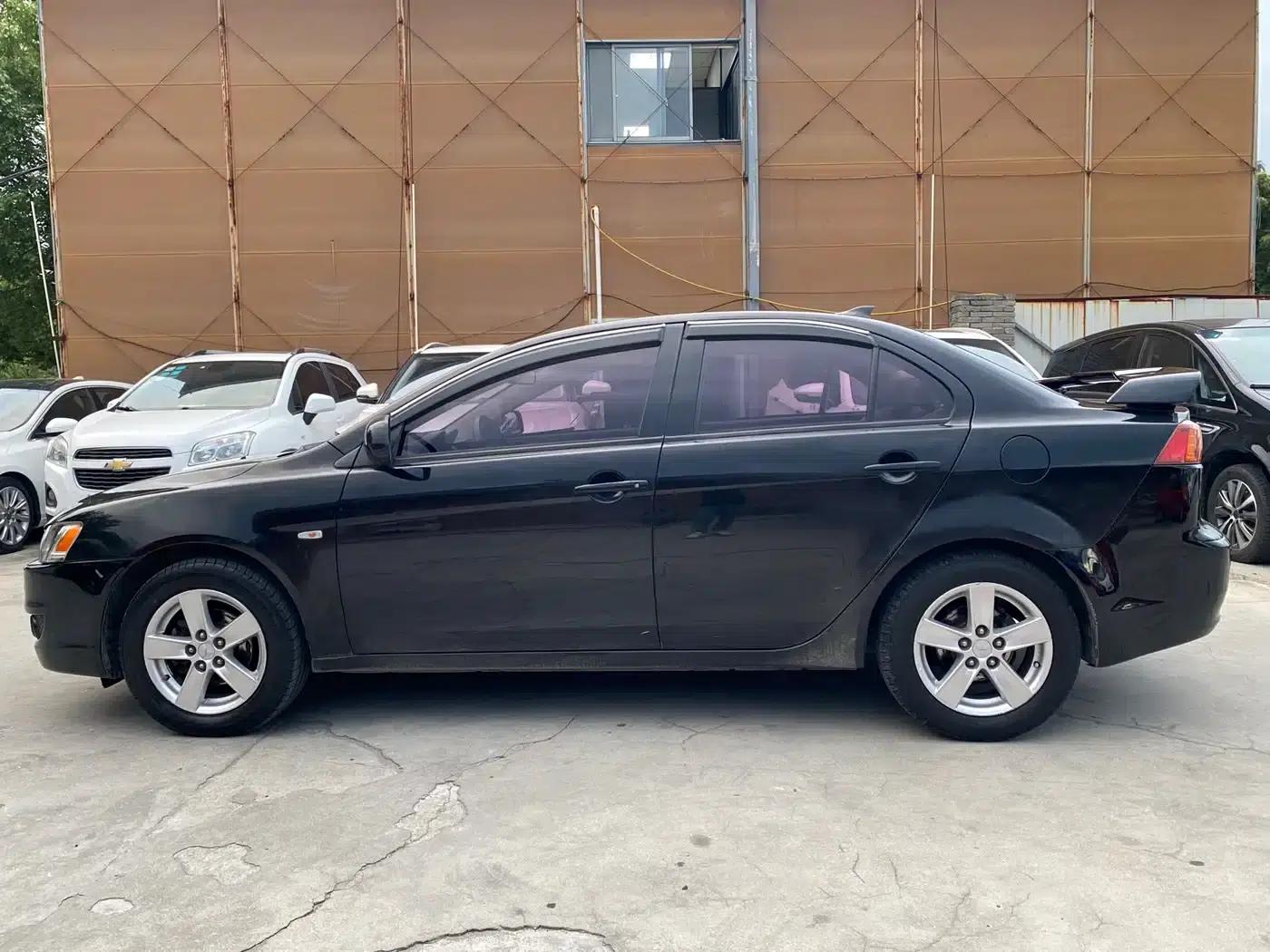 Lancer EX 2010 Fashion Edition 1.8L CVT Comfort — миниатюра 11