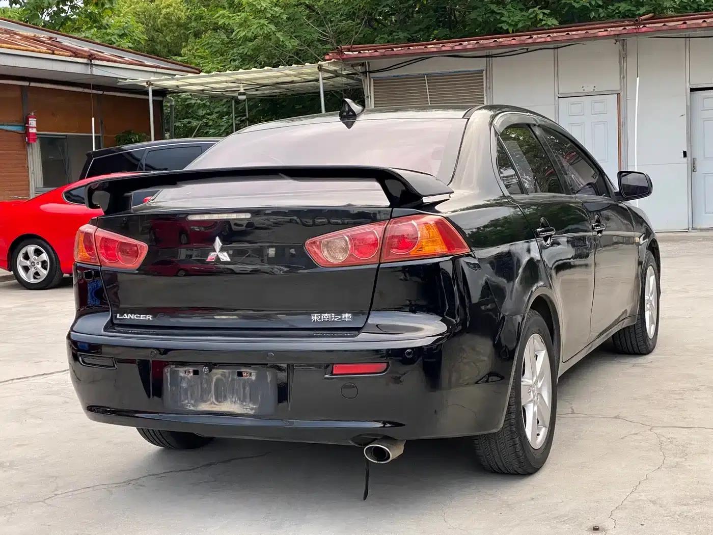 Lancer EX 2010 Fashion Edition 1.8L CVT Comfort — миниатюра 12