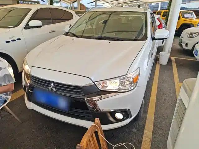 2016 ASX 2.0L CVT 2WD Navigator Edition