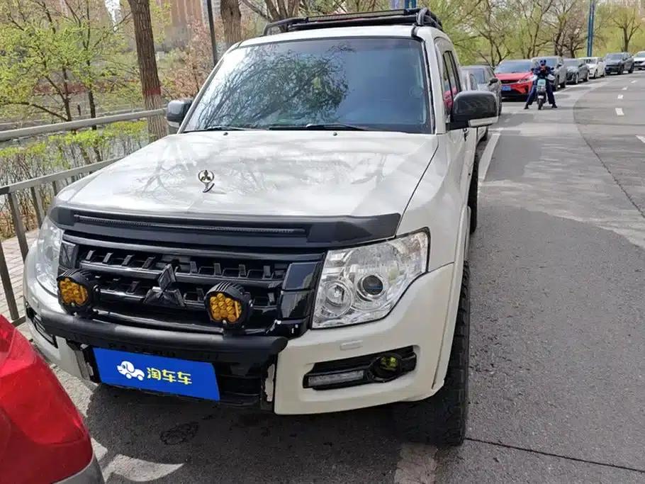 2018 Pajero (Imported) 3.8L Automatic — миниатюра 2