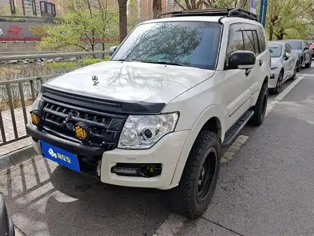 2018 Pajero (Imported) 3.8L Automatic