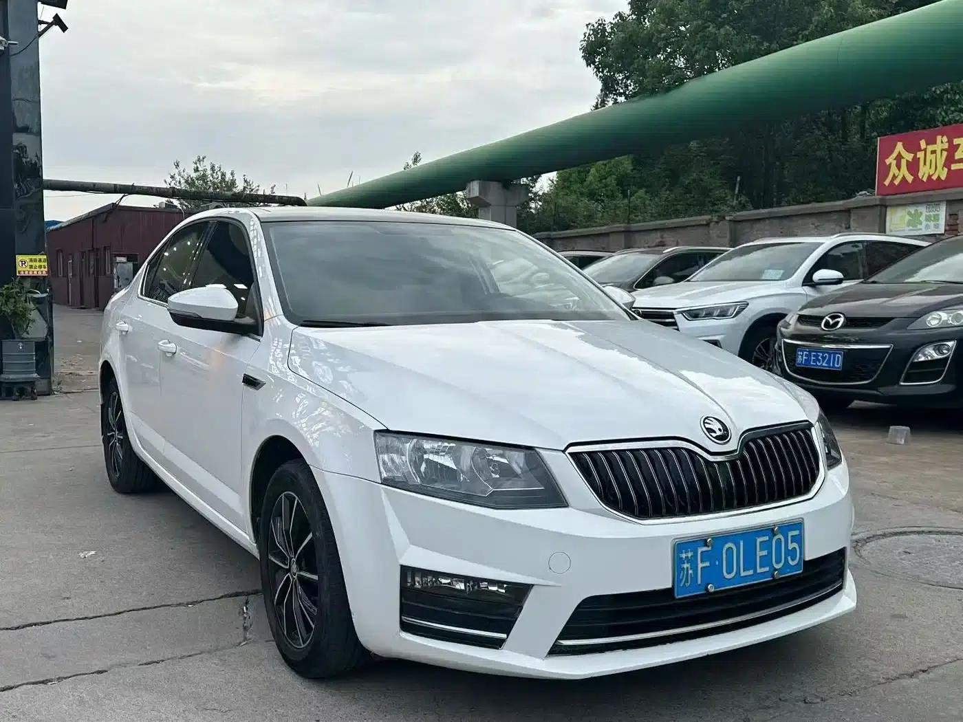 Octavia 2017 TSI280 DSG Smart Edition — миниатюра 1