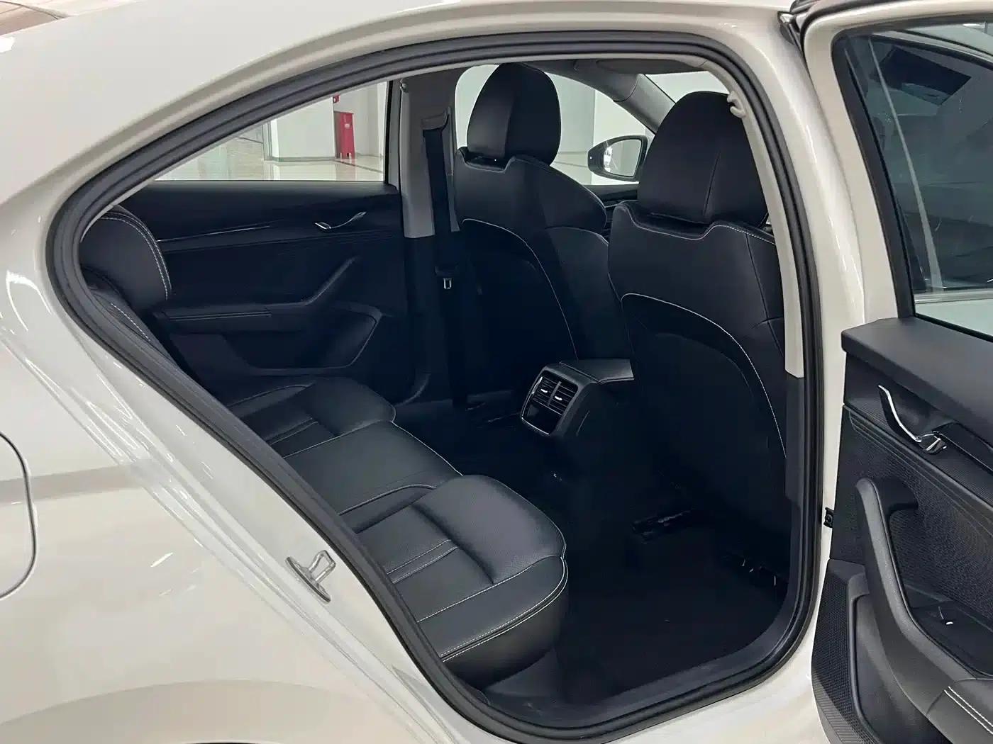 Octavia 2021 PRO TSI280 DSG Luxury Edition — миниатюра 12