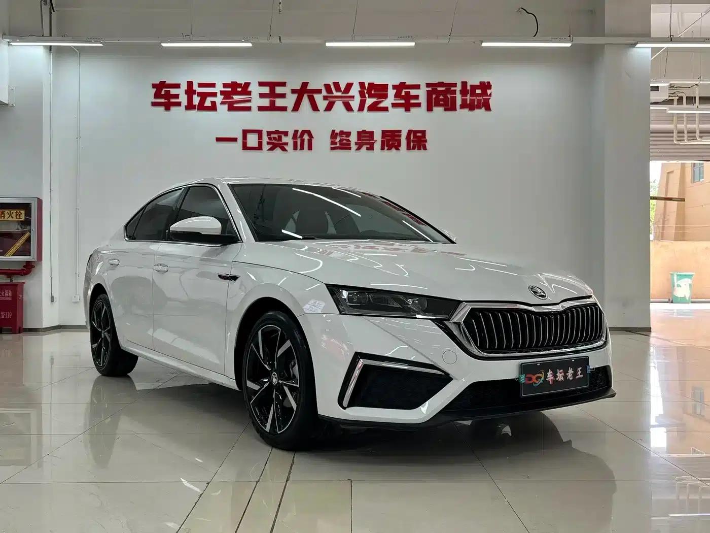 Octavia 2021 PRO TSI280 DSG Luxury Edition — миниатюра 3