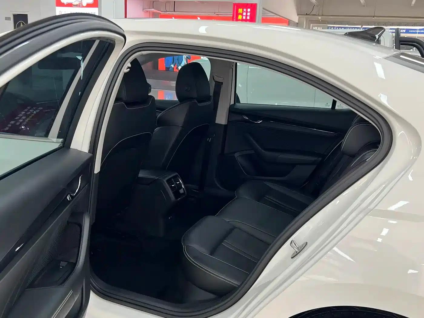 Octavia 2021 PRO TSI280 DSG Luxury Edition — миниатюра 6