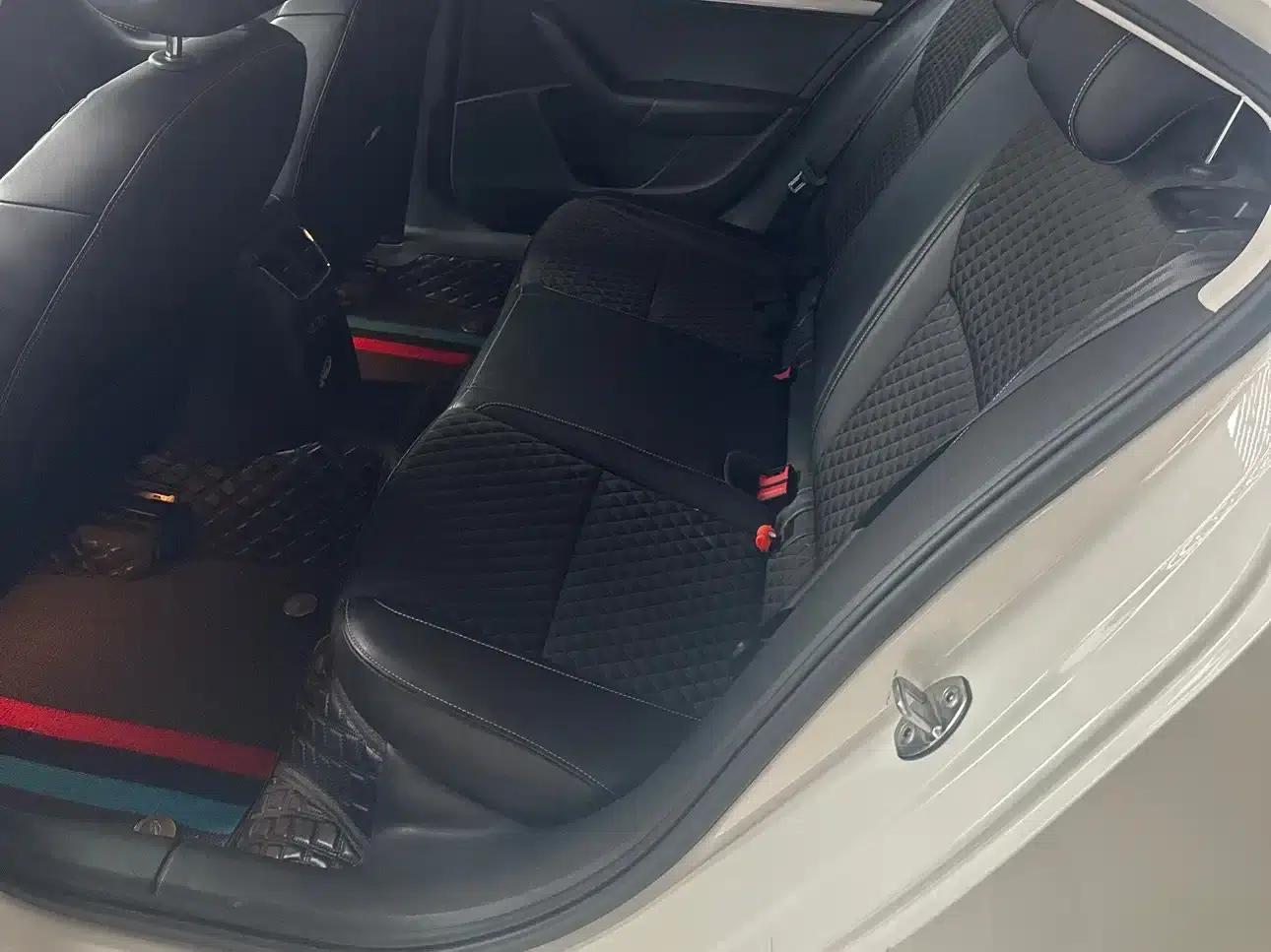 Octavia 2018 TSI230 DSG Luxury Edition — миниатюра 11
