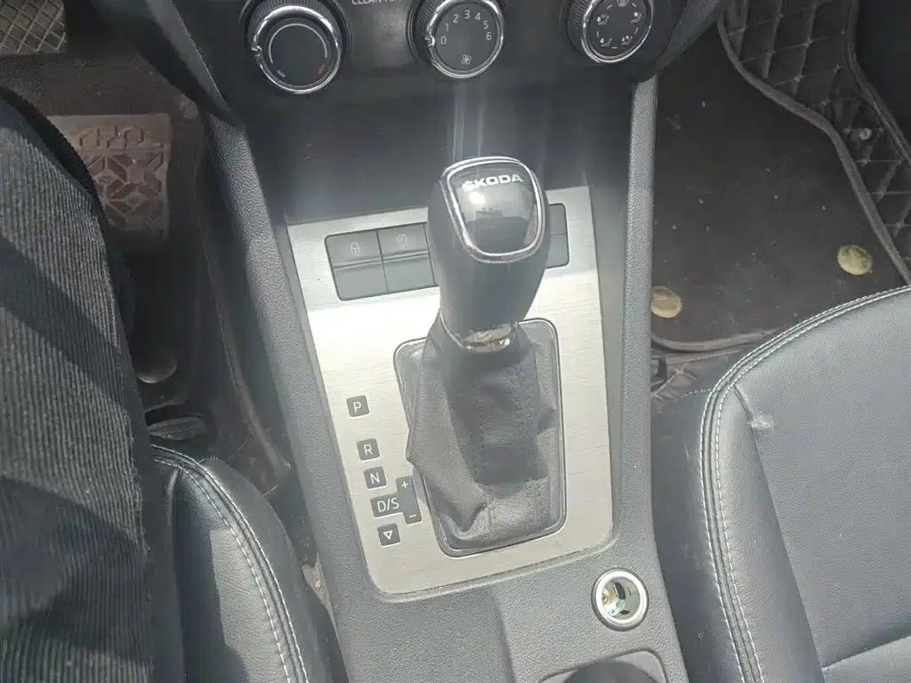 Octavia 2020 1.5L Automatic Smart Comfort Edition — миниатюра 7