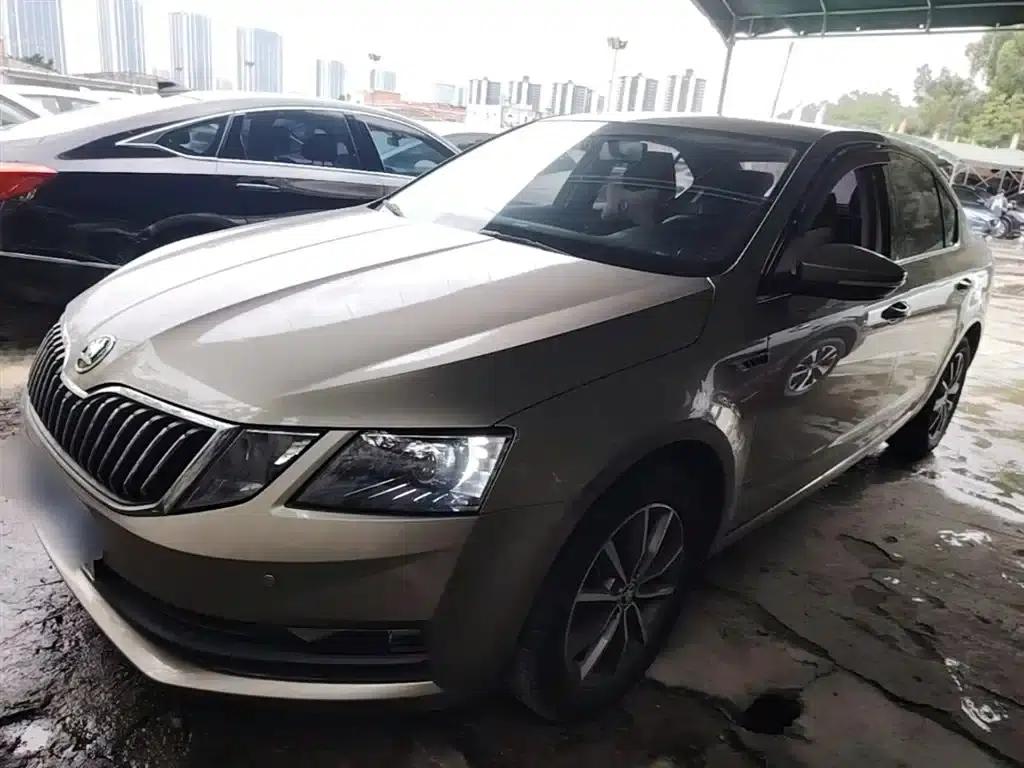 Octavia 2019 TSI230 DSG Smart Comfort Edition (China VI Emission Standard) — миниатюра 1
