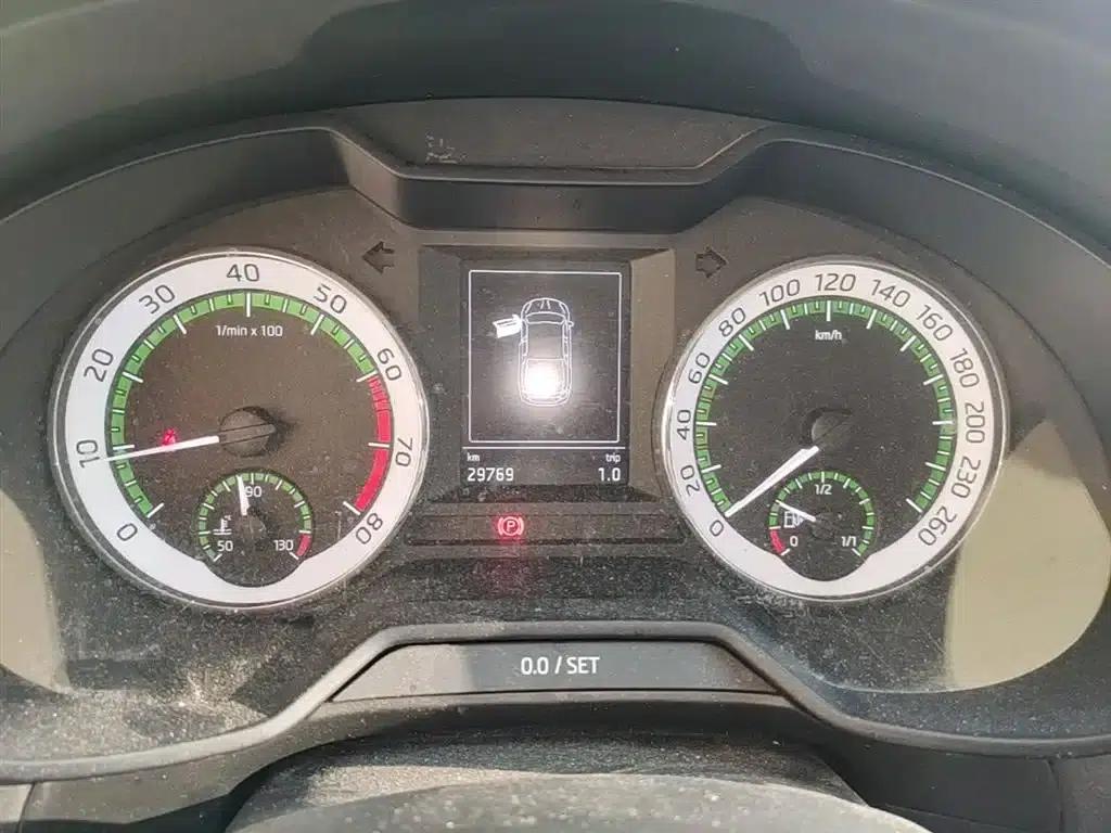 Octavia 2020 1.5L Automatic Smart Luxury Edition — миниатюра 12