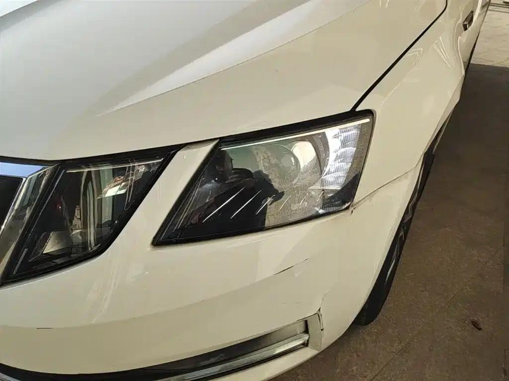 Octavia 2020 1.5L Automatic Smart Luxury Edition — миниатюра 24