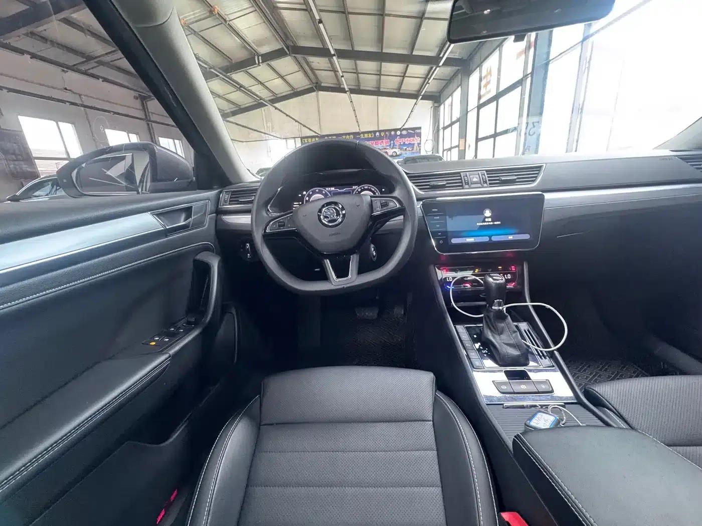 Superb 2023 Facelift TSI280 DSG Premium Edition — миниатюра 11