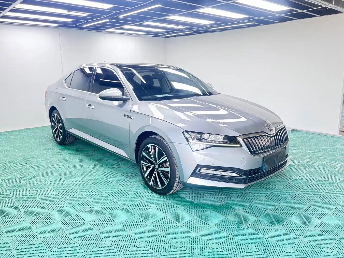 Superb 2023 Facelift TSI280 DSG Premium Edition — миниатюра 3