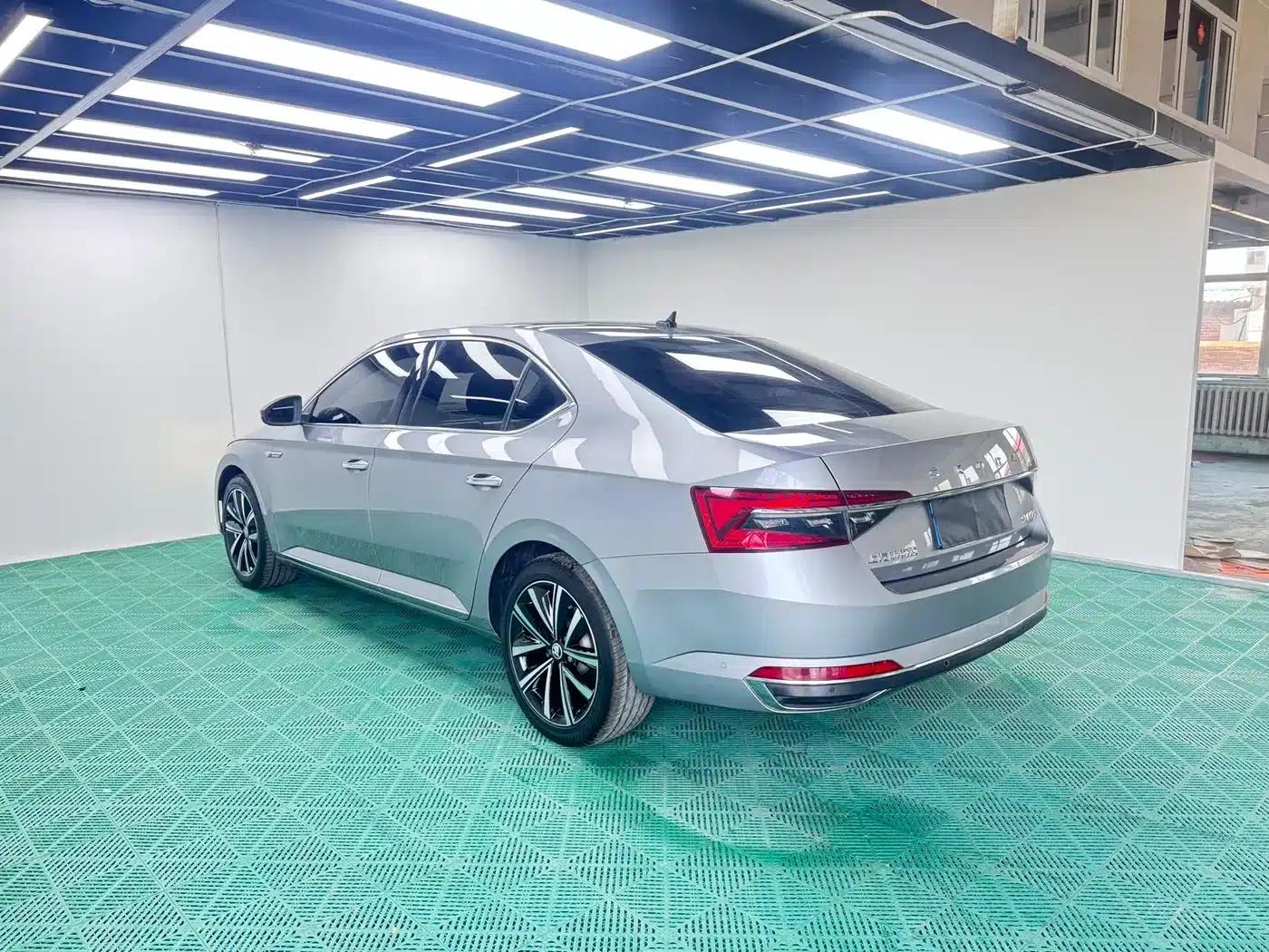 Superb 2023 Facelift TSI280 DSG Premium Edition — миниатюра 4