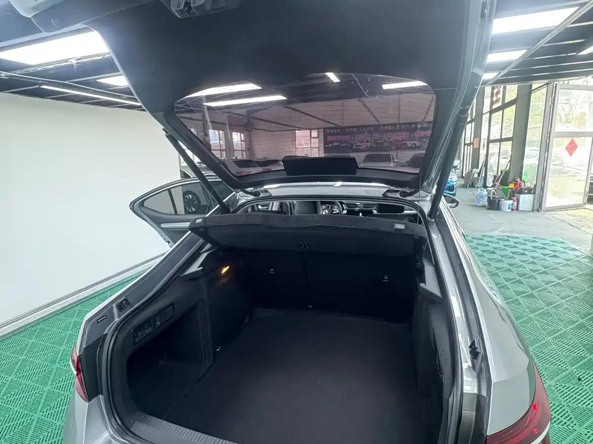 Superb 2023 Facelift TSI280 DSG Premium Edition — миниатюра 10