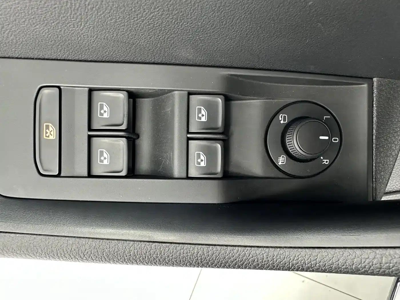 Superb 2024 TSI280 DSG Premium Edition — миниатюра 12