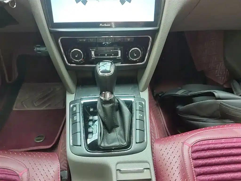 Superb 2013 1.8TSI Automatic Elegant Edition — миниатюра 14